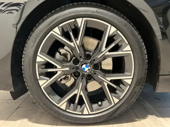 BMW SERIE 1 F70 - voiture d'occasion - Photo 23