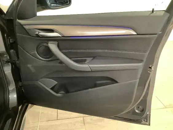 BMW X1 F48 LCI - voiture d'occasion - Photo 20