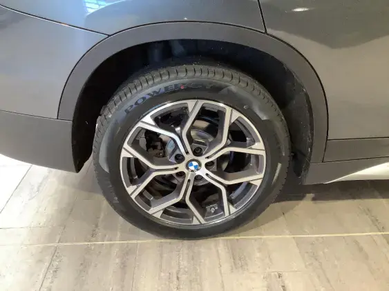 BMW X1 F48 LCI - voiture d'occasion - Photo 25