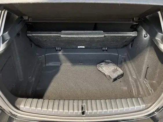 BMW SERIE 1 F40 - voiture d'occasion - Photo 17