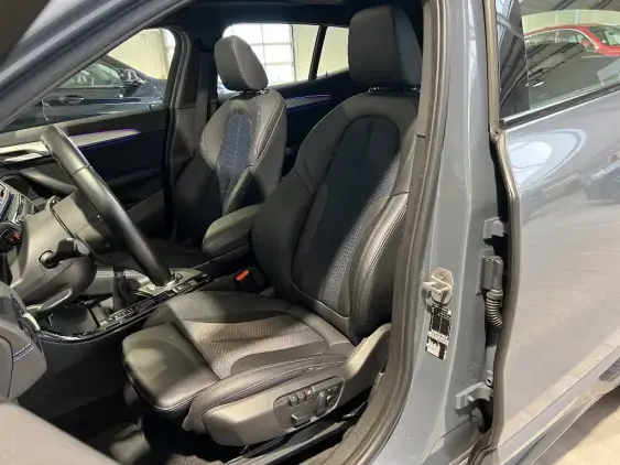 BMW X2 I - voiture d'occasion - Photo 18