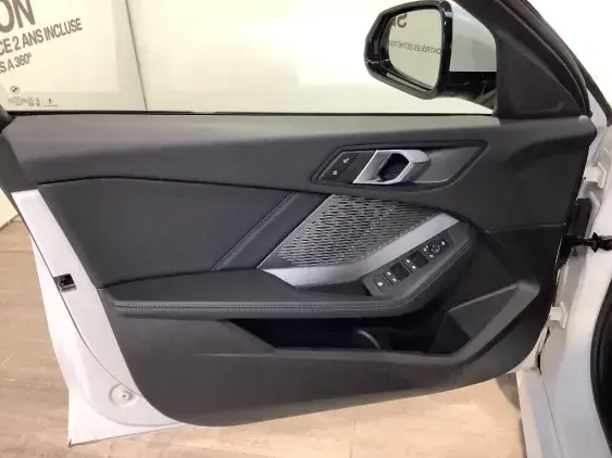 BMW SERIE 1 F70 - voiture d'occasion - Photo 18