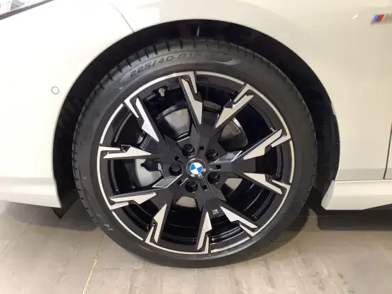 BMW SERIE 1 F70 - voiture d'occasion - Photo 22