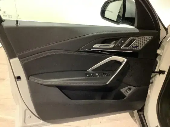 BMW X1 U11 - voiture d'occasion - Photo 18