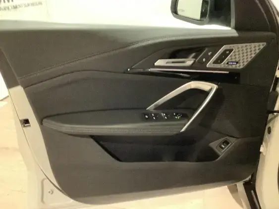 BMW X1 U11 - voiture d'occasion - Photo 18