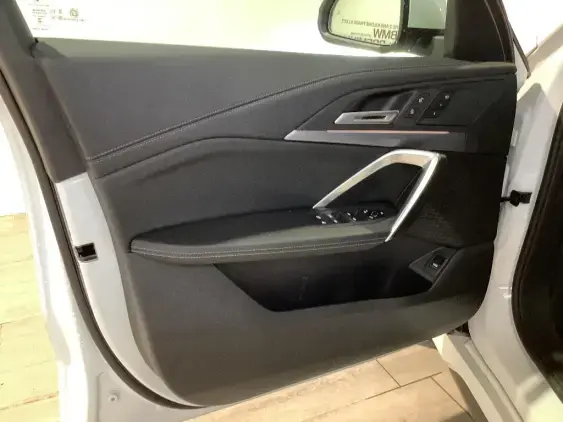 BMW X1 U11 - voiture d'occasion - Photo 18