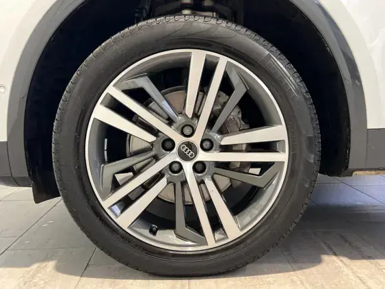 AUDI Q5 - voiture d'occasion - Photo 23