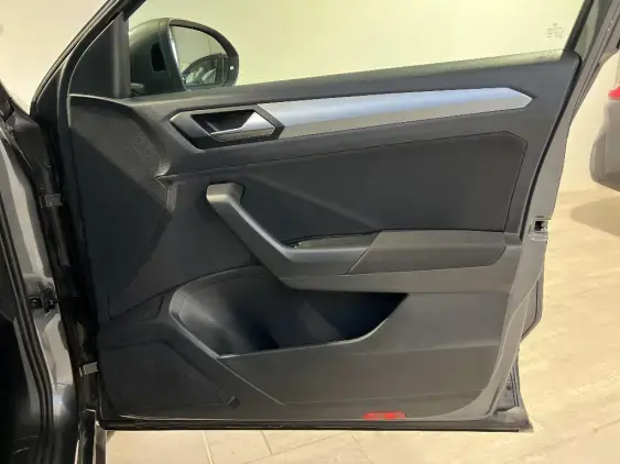 VOLKSWAGEN T-ROC - voiture d'occasion - Photo 20