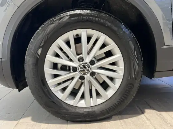 VOLKSWAGEN T-ROC - voiture d'occasion - Photo 23