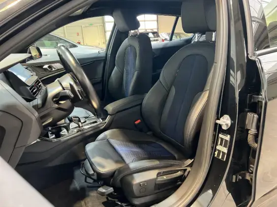 BMW SERIE 1 F40 - voiture d'occasion - Photo 18