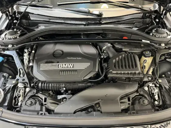 BMW SERIE 1 F40 - voiture d'occasion - Photo 21