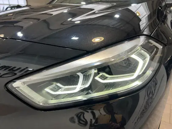 BMW SERIE 1 F40 - voiture d'occasion - Photo 22