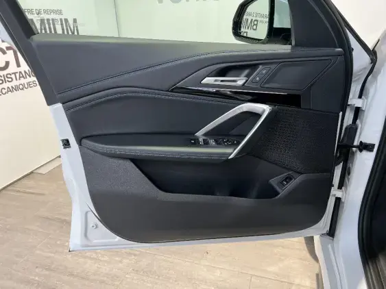 BMW X1 U11 - voiture d'occasion - Photo 19