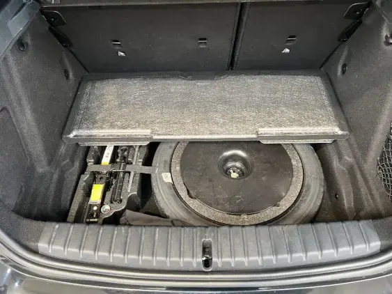 BMW SERIE 1 F40 - voiture d'occasion - Photo 17