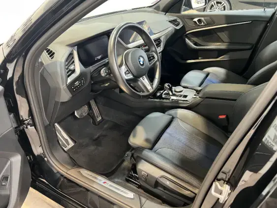 BMW SERIE 1 F40 - voiture d'occasion - Photo 18