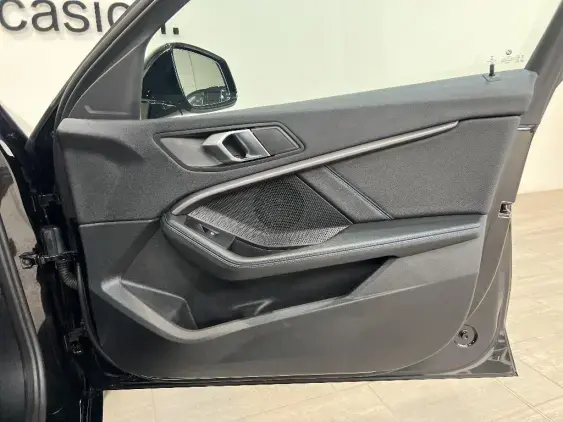 BMW SERIE 1 F40 - voiture d'occasion - Photo 20