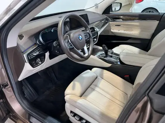 BMW SERIE 6 GRAN TURISMO I - voiture d'occasion - Photo 18