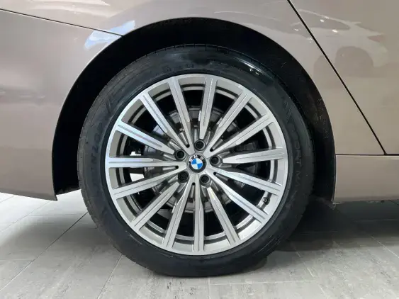 BMW SERIE 6 GRAN TURISMO I - voiture d'occasion - Photo 25