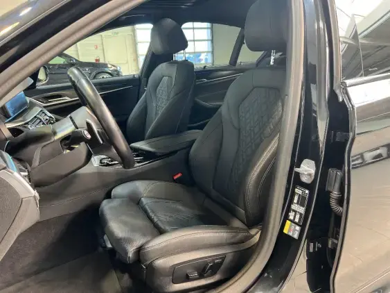 BMW SERIE 5 G30 LCI - voiture d'occasion - Photo 18