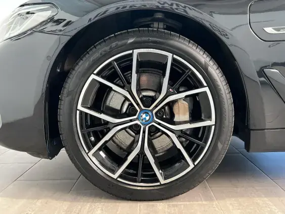 BMW SERIE 5 G30 LCI - voiture d'occasion - Photo 23