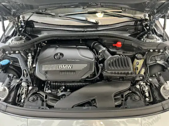 BMW SERIE 1 F40 - voiture d'occasion - Photo 21