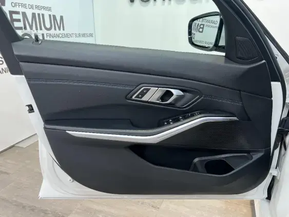 BMW SERIE 3 TOURING VII - voiture d'occasion - Photo 18