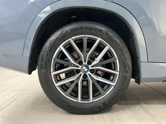 BMW X1 U11 - voiture d'occasion - Photo 25