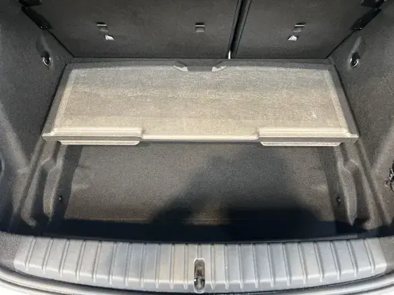 BMW SERIE 1 F40 - voiture d'occasion - Photo 17