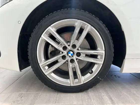 BMW SERIE 1 F40 - voiture d'occasion - Photo 23