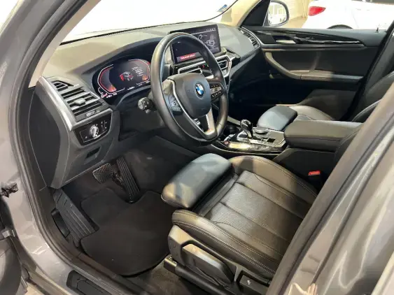 BMW X3 III - voiture d'occasion - Photo 18