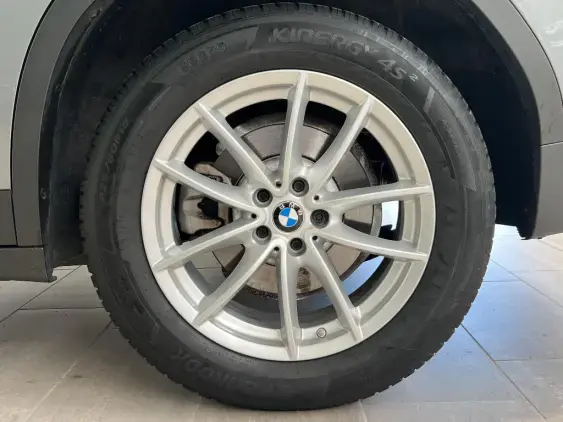 BMW X3 III - voiture d'occasion - Photo 24