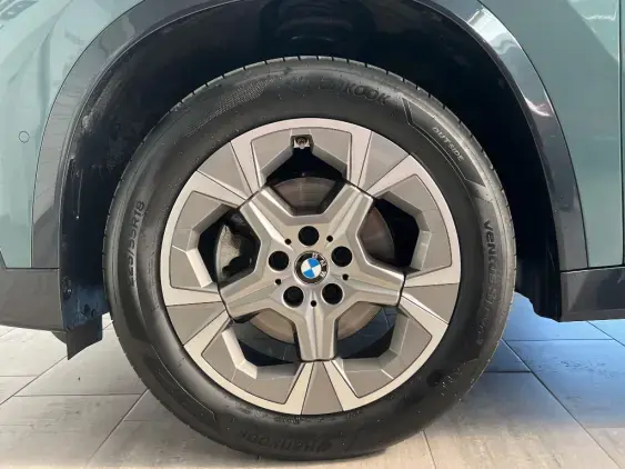 BMW X1 U11 - voiture d'occasion - Photo 23