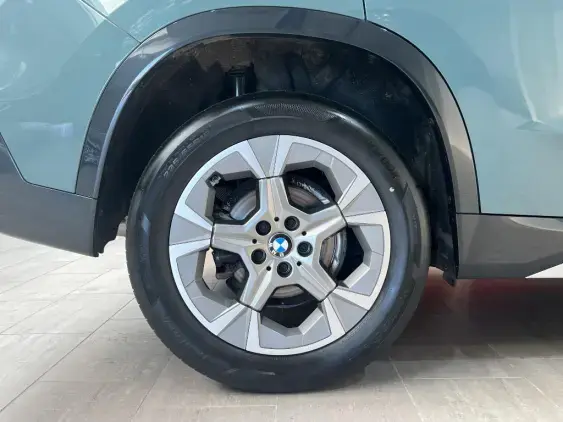 BMW X1 U11 - voiture d'occasion - Photo 25