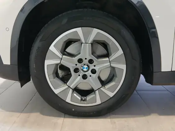 BMW X1 U11 - voiture d'occasion - Photo 23