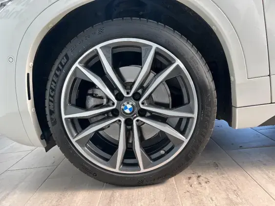 BMW X2 I - voiture d'occasion - Photo 22