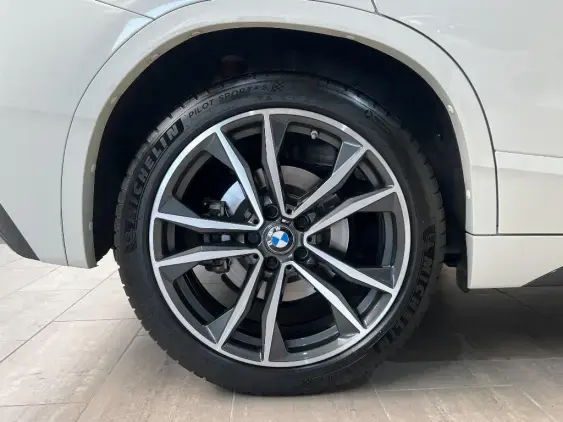 BMW X2 I - voiture d'occasion - Photo 24