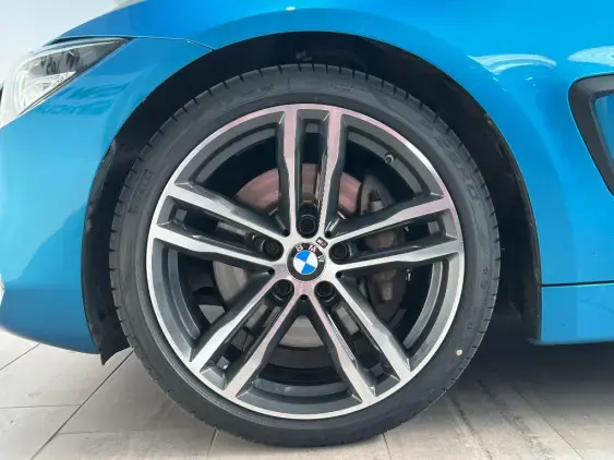 BMW SERIE 4 COUPE I - voiture d'occasion - Photo 23
