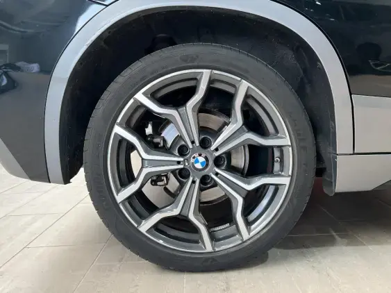 BMW X2 I - voiture d'occasion - Photo 25