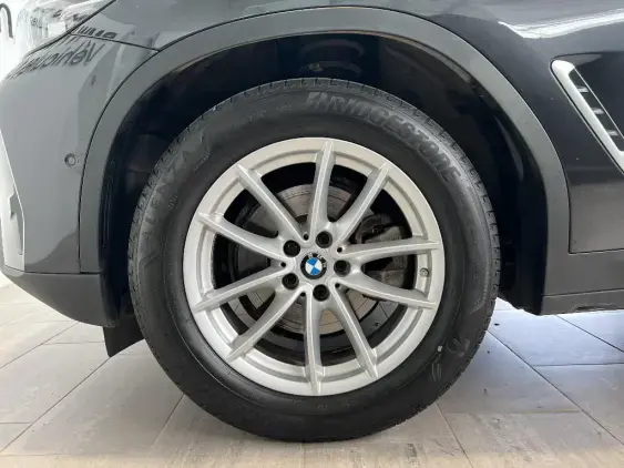 BMW X3 III - voiture d'occasion - Photo 23