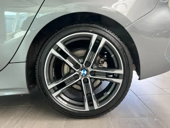 BMW SERIE 1 F40 - voiture d'occasion - Photo 24
