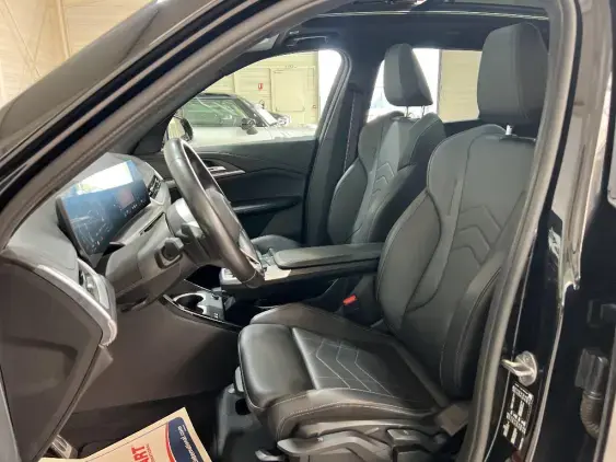 BMW X1 U11 - voiture d'occasion - Photo 18