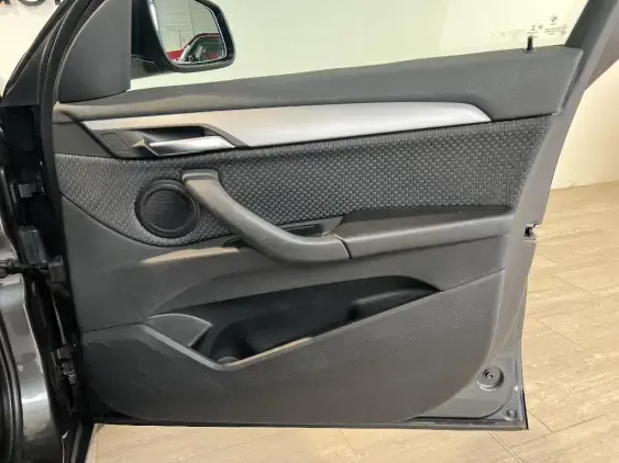 BMW X1 F48 LCI - voiture d'occasion - Photo 20