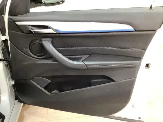 BMW X1 F48 LCI - voiture d'occasion - Photo 20