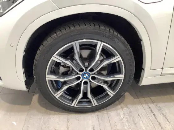 BMW X1 F48 LCI - voiture d'occasion - Photo 23