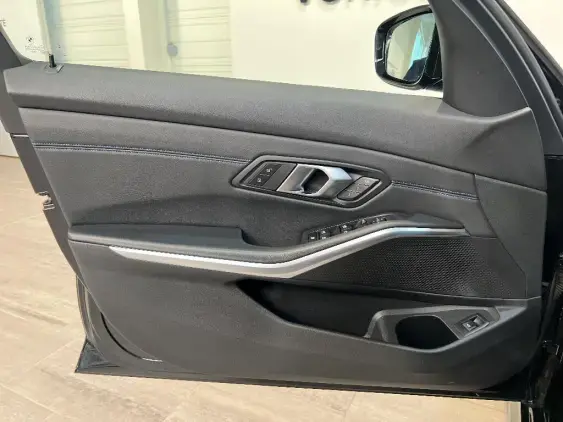 BMW SERIE 3 TOURING VII - voiture d'occasion - Photo 19