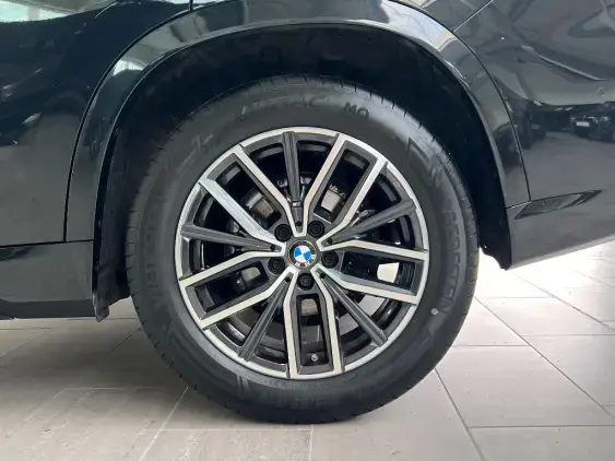 BMW X1 U11 - voiture d'occasion - Photo 24