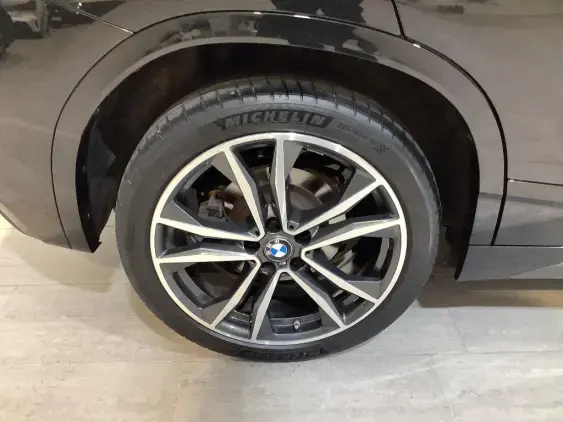 BMW X2 I - voiture d'occasion - Photo 24