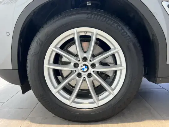 BMW X3 III - voiture d'occasion - Photo 23