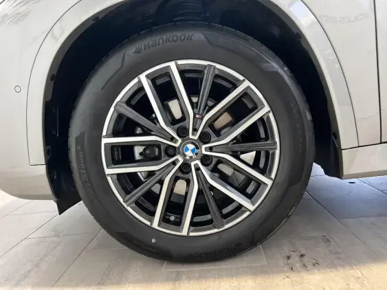 BMW X1 U11 - voiture d'occasion - Photo 23