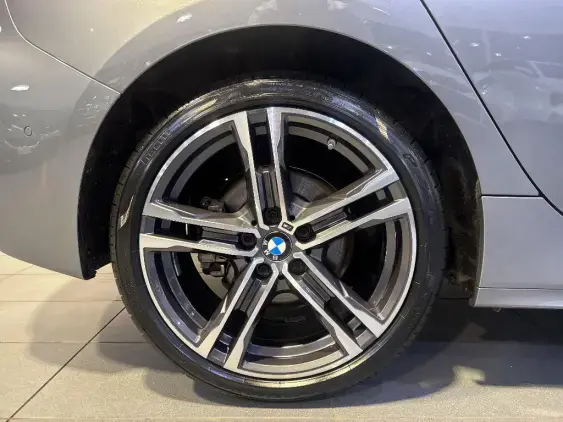 BMW SERIE 1 F40 - voiture d'occasion - Photo 22